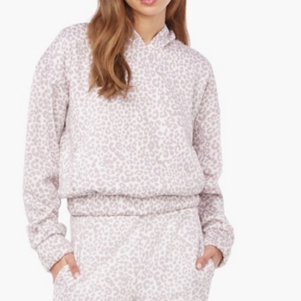 Just Fab relaxed lavender leopard print hoodie